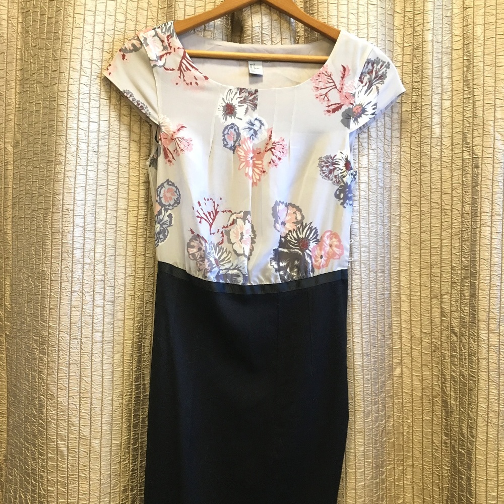 H&M Cherry Blossom Cocktail/Sheath dress